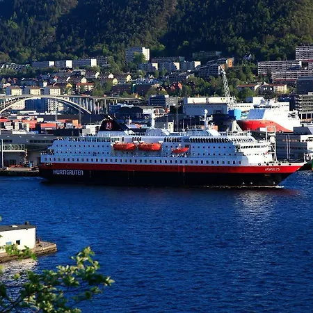 Moderne Midt I Bykjernen 1 베르겐